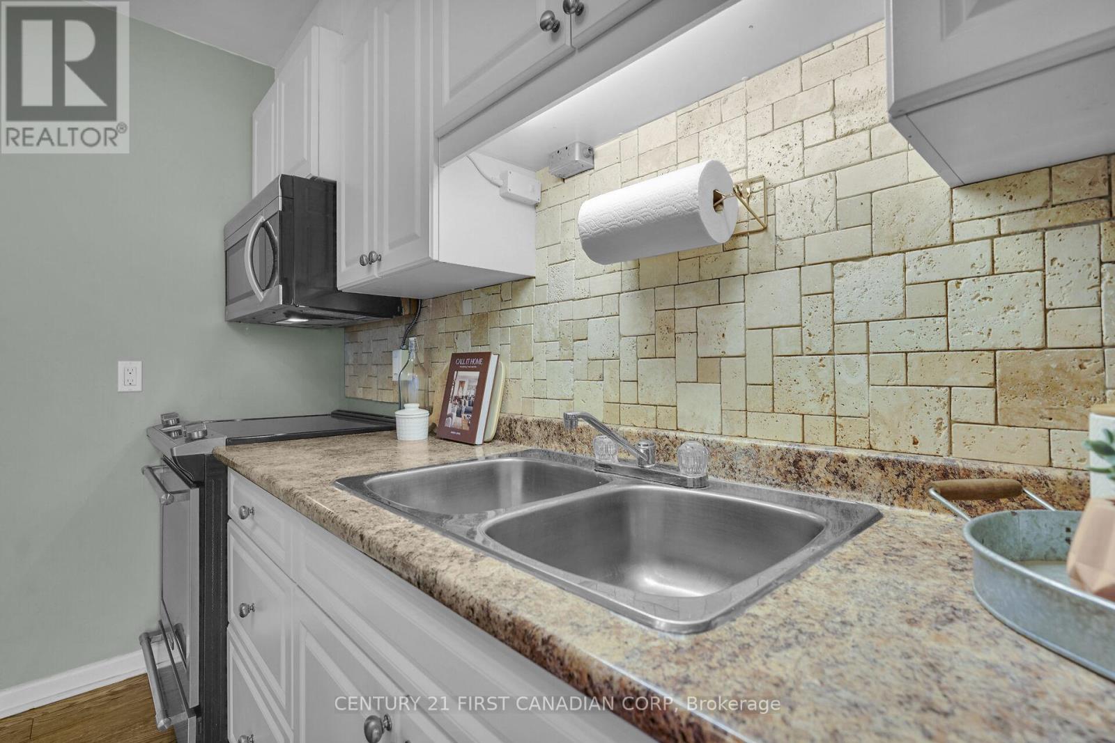 709 Sevilla Park Place, London East, Ontario  N5Y 4H9 - Photo 15 - X12508354