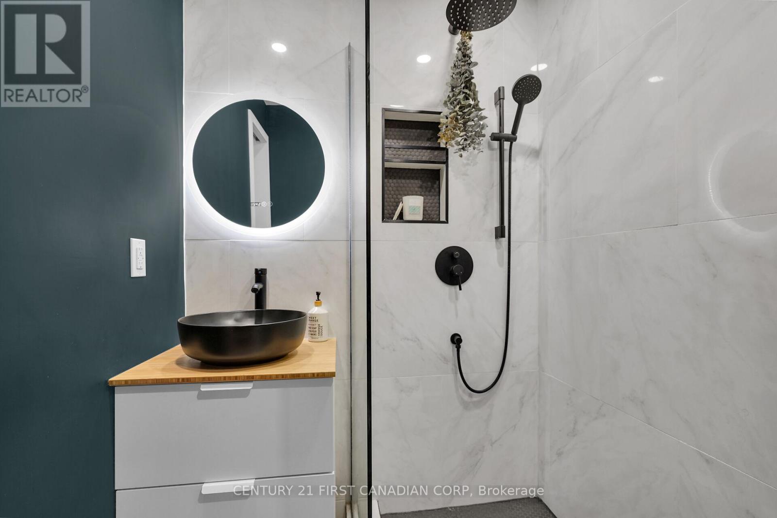 709 Sevilla Park Place, London East, Ontario  N5Y 4H9 - Photo 20 - X12508354