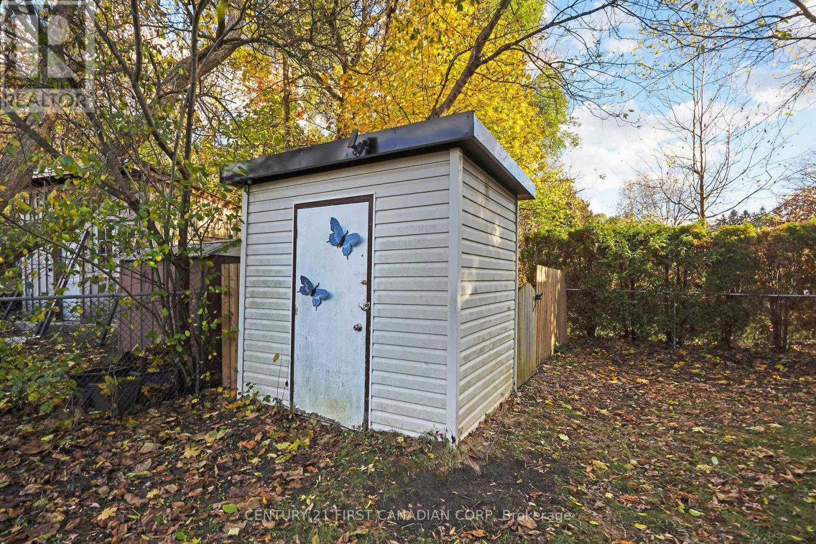 709 Sevilla Park Place, London East, Ontario  N5Y 4H9 - Photo 43 - X12508354