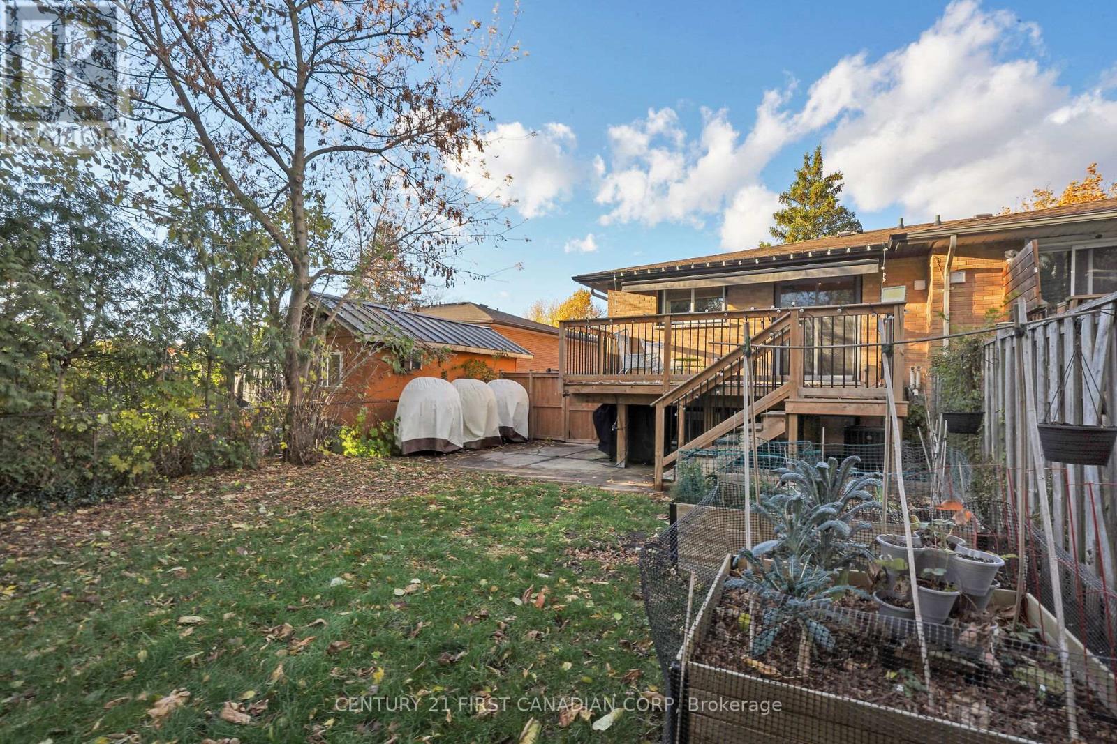 709 Sevilla Park Place, London East, Ontario  N5Y 4H9 - Photo 47 - X12508354