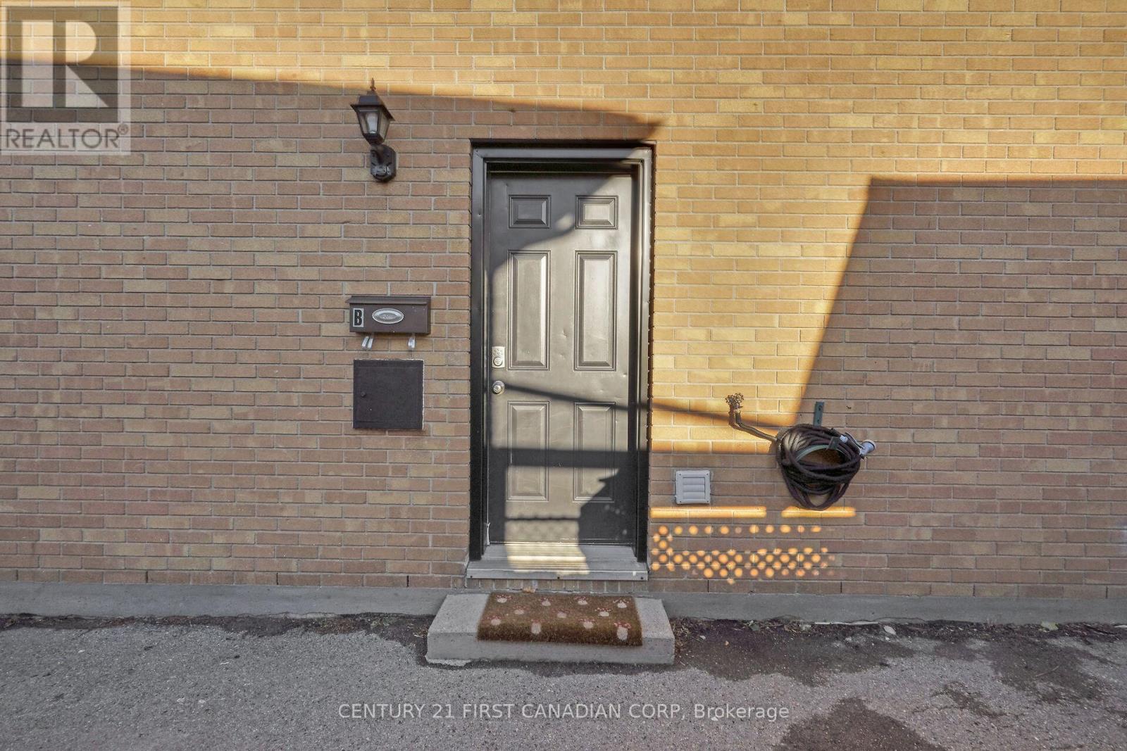 709 Sevilla Park Place, London East, Ontario  N5Y 4H9 - Photo 48 - X12508354