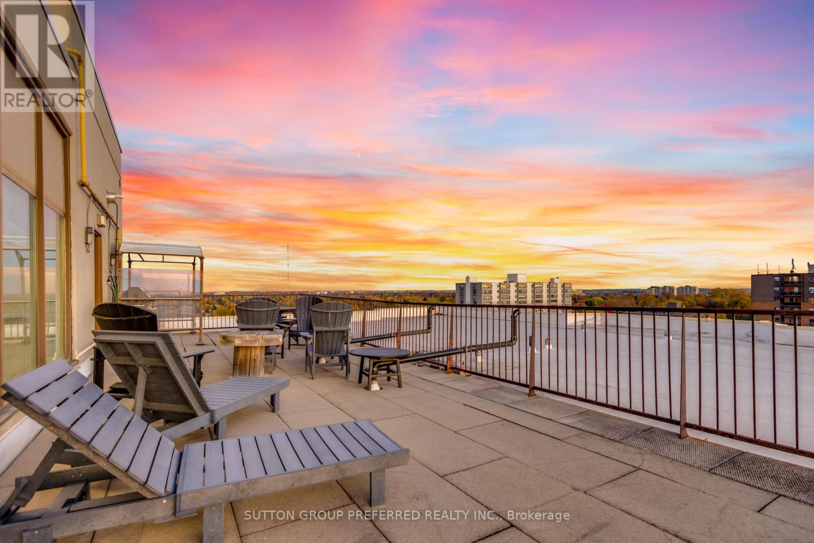 1201 - 744 Wonderland Road S, London South, Ontario  N6K 4K3 - Photo 1 - X12508404