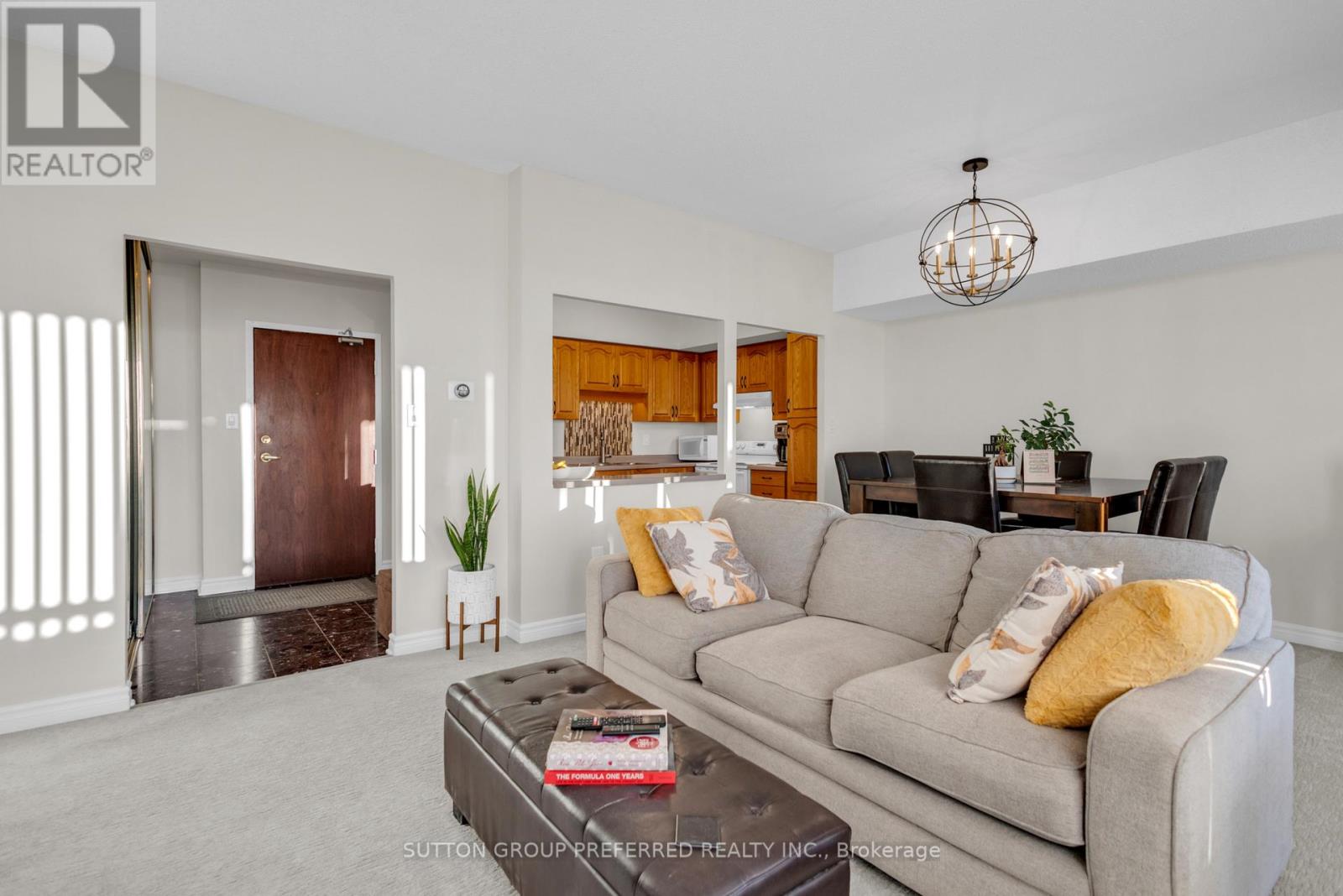 1201 - 744 Wonderland Road S, London South, Ontario  N6K 4K3 - Photo 10 - X12508404