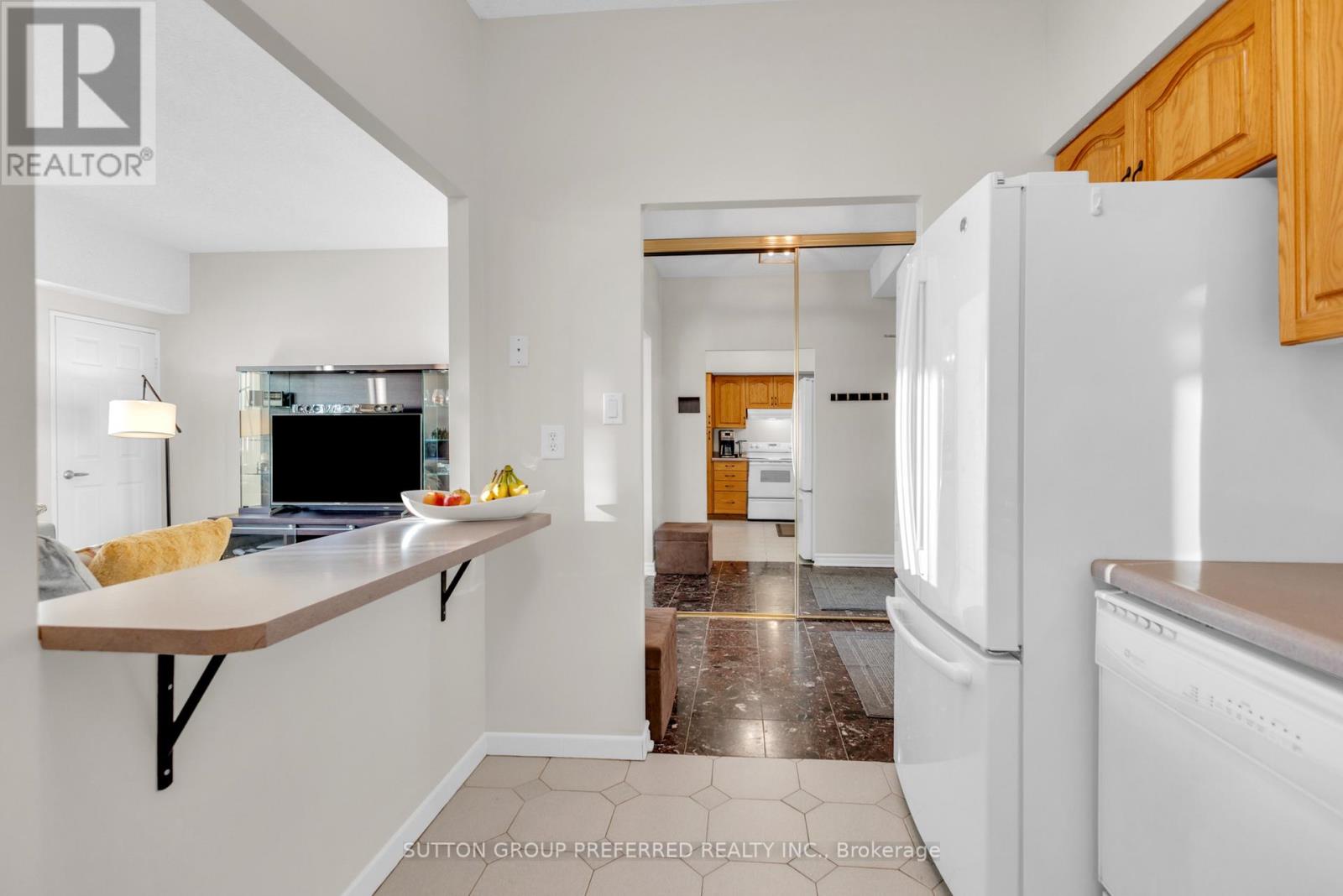 1201 - 744 Wonderland Road S, London South, Ontario  N6K 4K3 - Photo 14 - X12508404