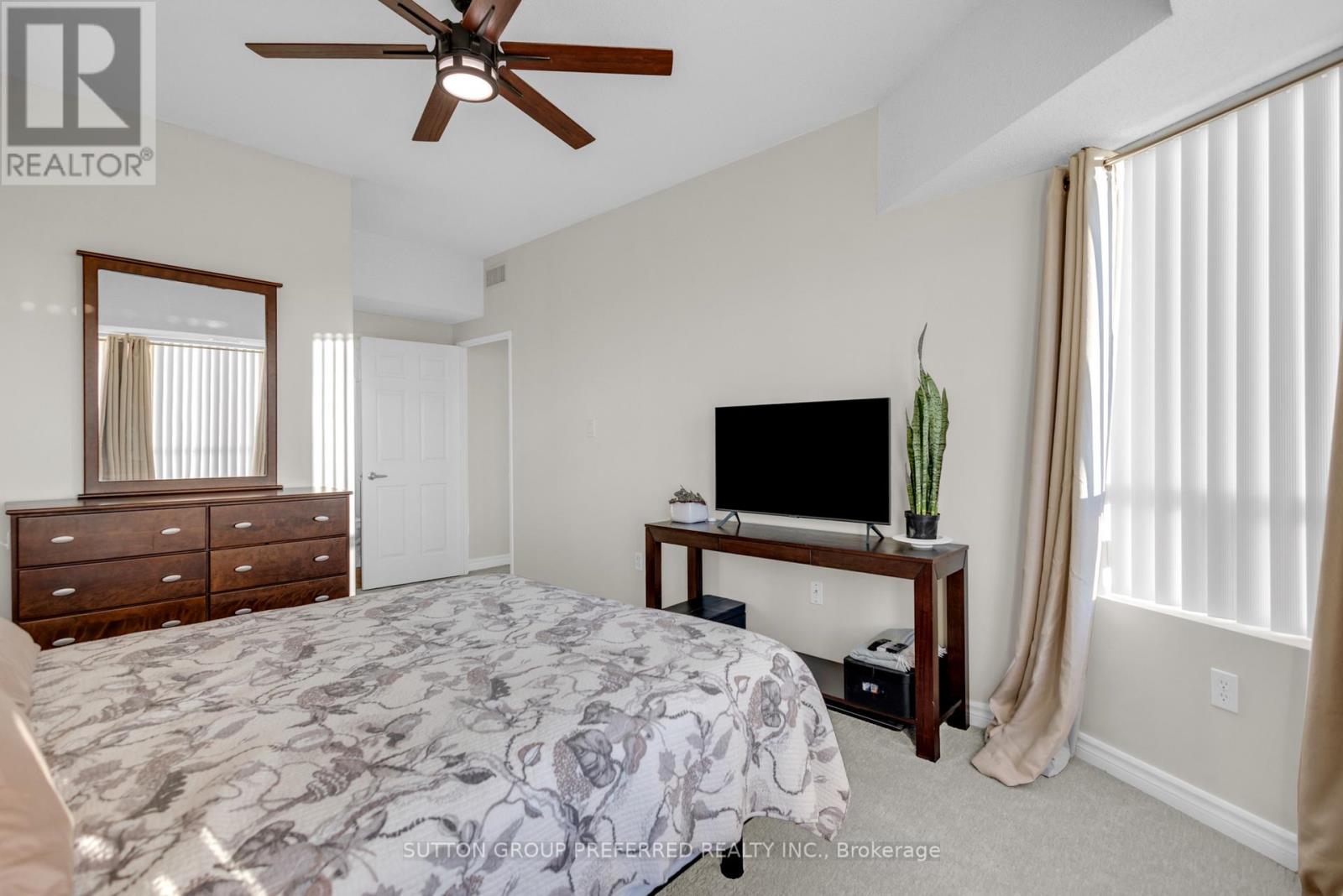 1201 - 744 Wonderland Road S, London South, Ontario  N6K 4K3 - Photo 19 - X12508404