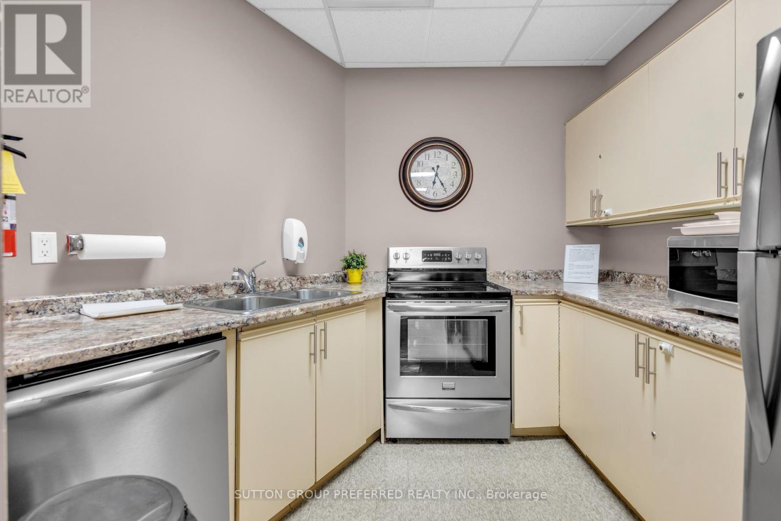 1201 - 744 Wonderland Road S, London South, Ontario  N6K 4K3 - Photo 26 - X12508404