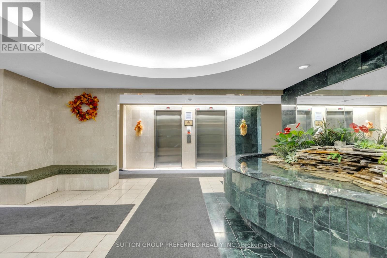 1201 - 744 Wonderland Road S, London South, Ontario  N6K 4K3 - Photo 4 - X12508404