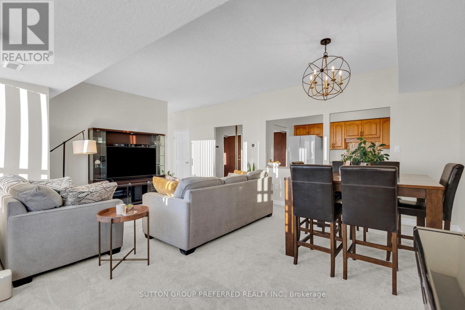 1201 - 744 Wonderland Road S, London South, Ontario  N6K 4K3 - Photo 9 - X12508404