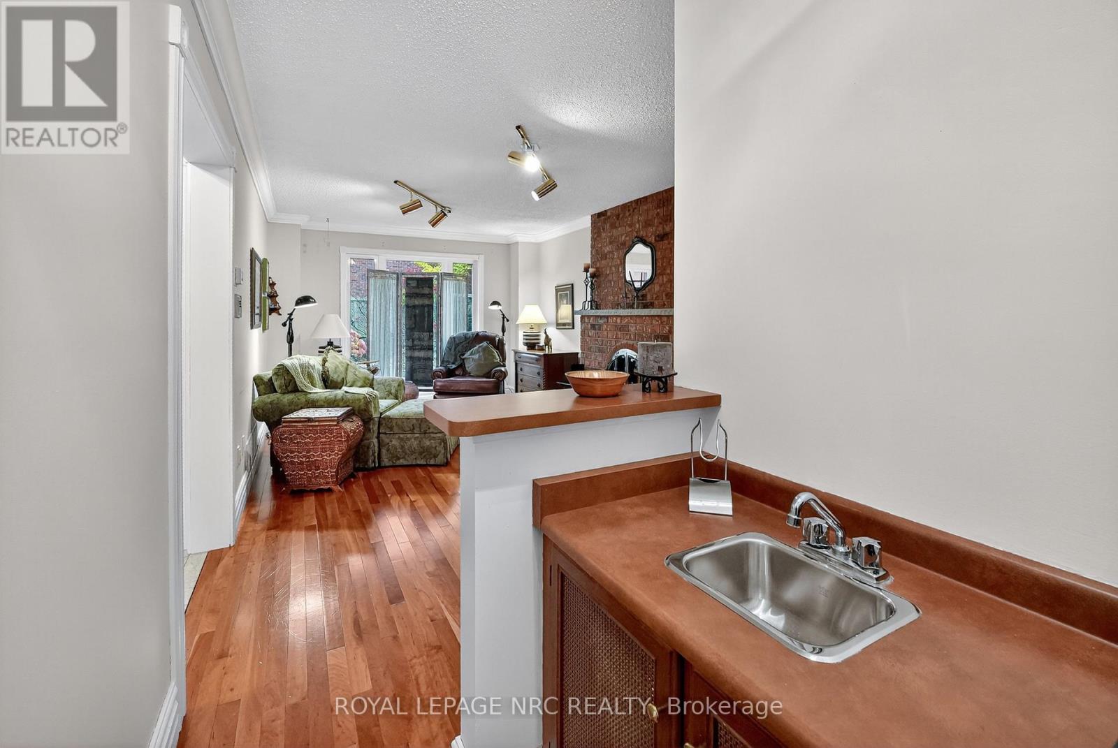 1152 Rushbrooke Drive, Oakville, Ontario  L6M 1K1 - Photo 16 - W12423178