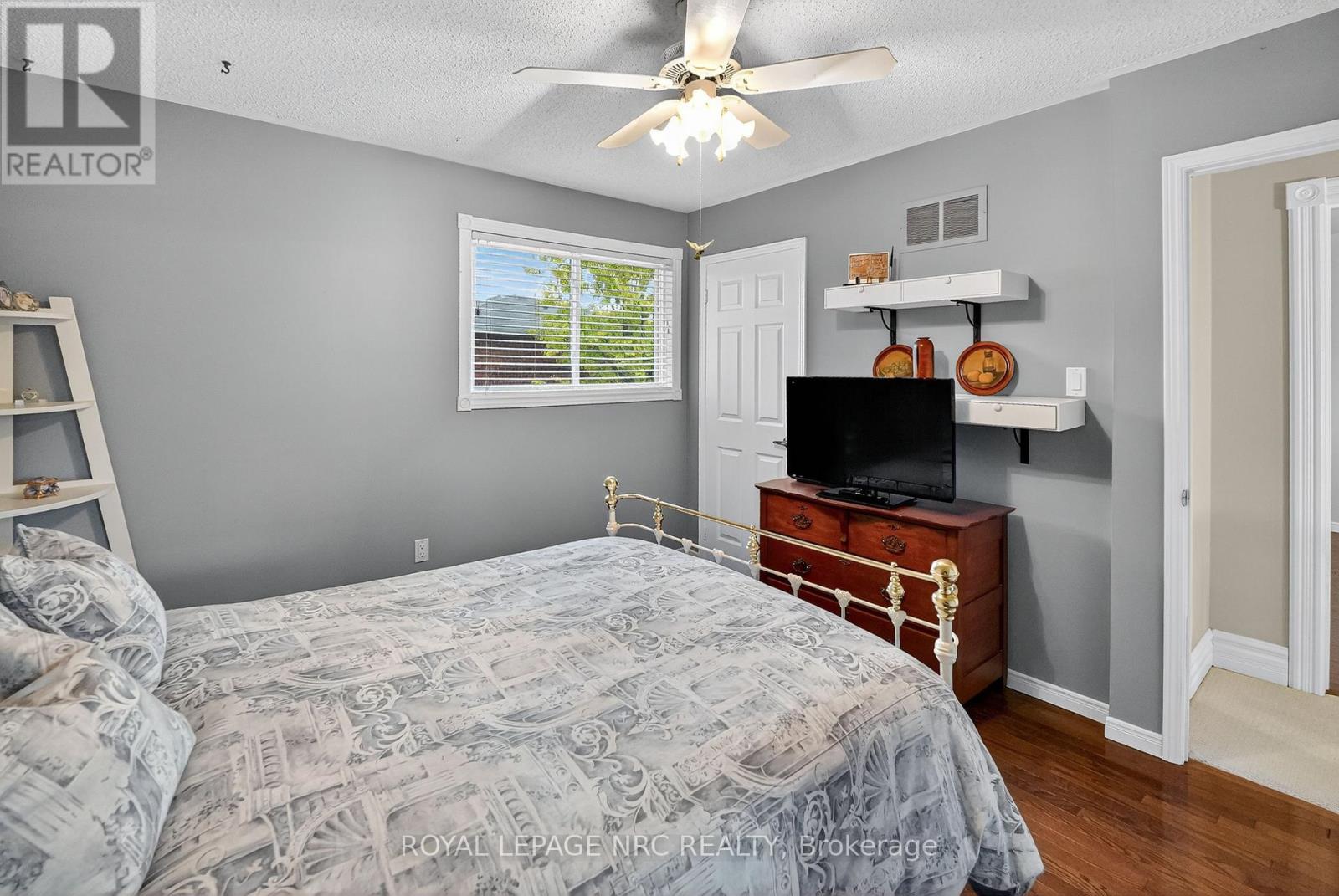 1152 Rushbrooke Drive, Oakville, Ontario  L6M 1K1 - Photo 30 - W12423178