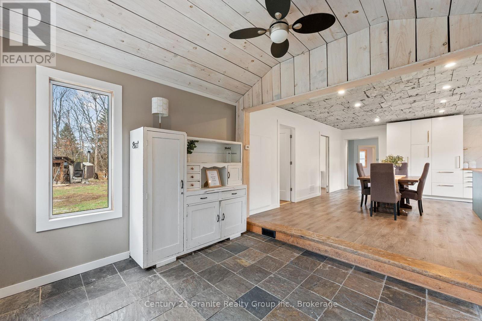 1126 Rice Road, Minden Hills, Ontario K0M 2K0 - Photo 7 - X12508336