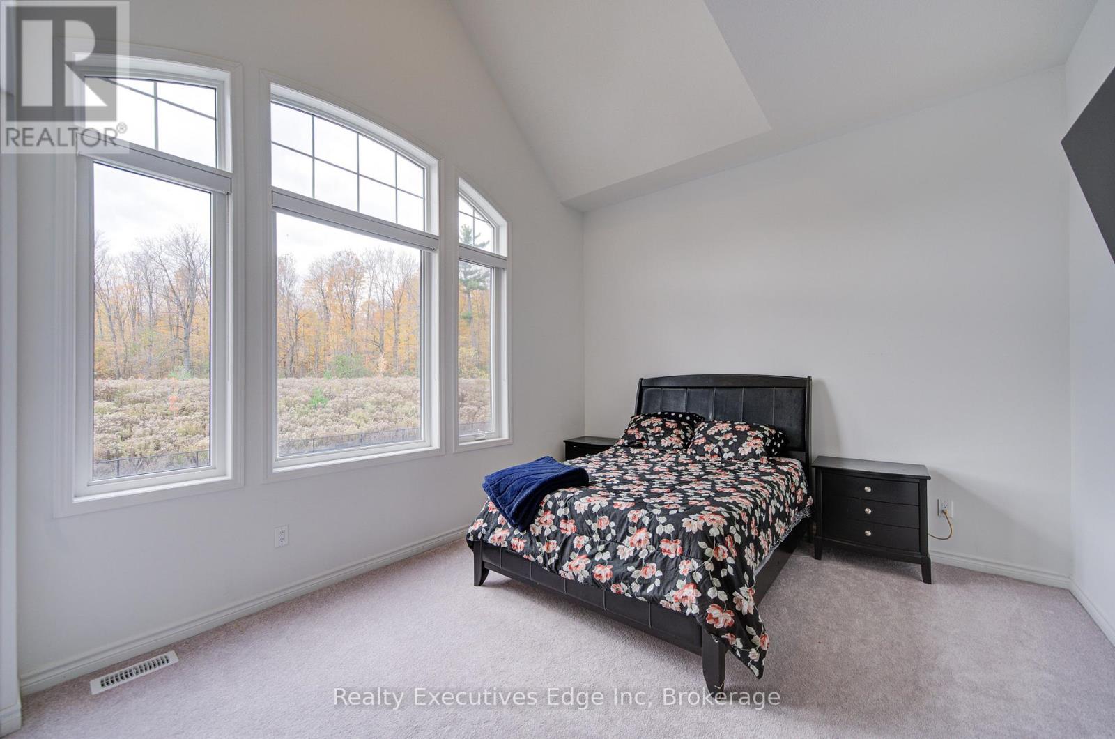 229 Forestwalk Street, Kitchener, Ontario N2R 0T2 - Photo 18 - X12508360