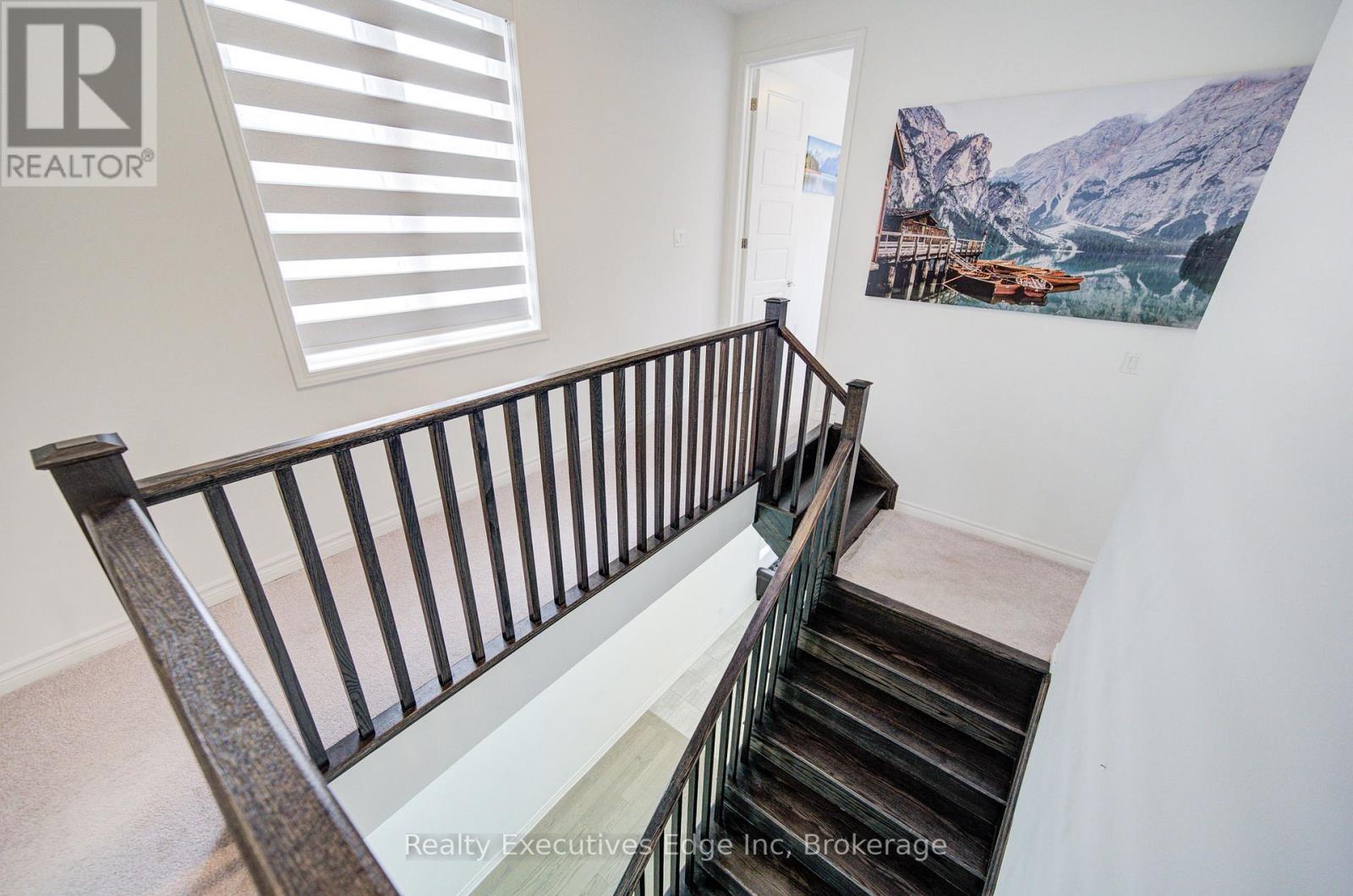 229 Forestwalk Street, Kitchener, Ontario N2R 0T2 - Photo 27 - X12508360