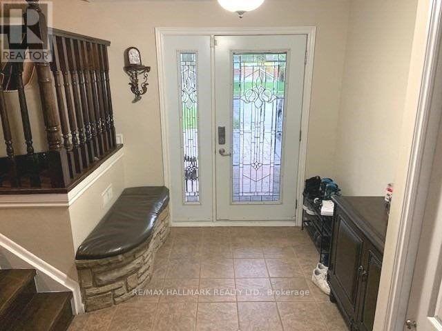 122 Wyndcliff Crescent, Toronto, Ontario  M4A 2K4 - Photo 2 - C12508132