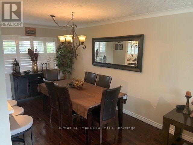 122 Wyndcliff Crescent, Toronto, Ontario  M4A 2K4 - Photo 4 - C12508132