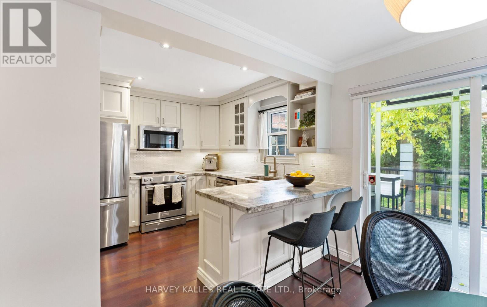 33 Ledbury Street, Toronto, Ontario  M5N 2Y8 - Photo 17 - C12508138