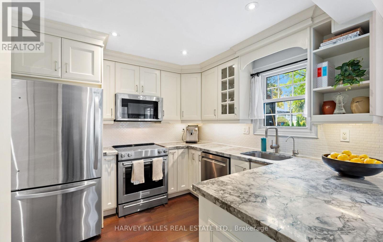 33 Ledbury Street, Toronto, Ontario  M5N 2Y8 - Photo 18 - C12508138