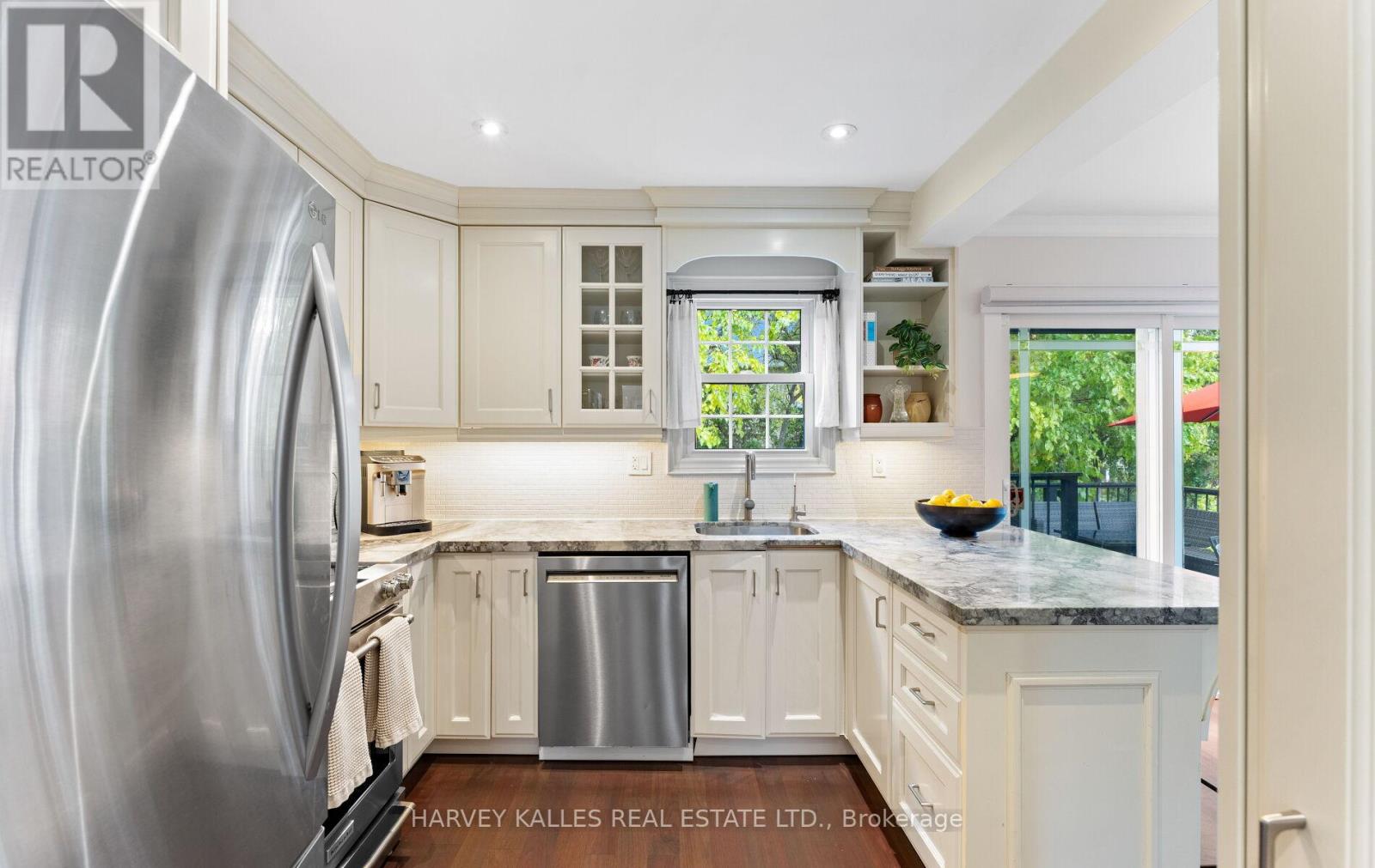 33 Ledbury Street, Toronto, Ontario  M5N 2Y8 - Photo 19 - C12508138