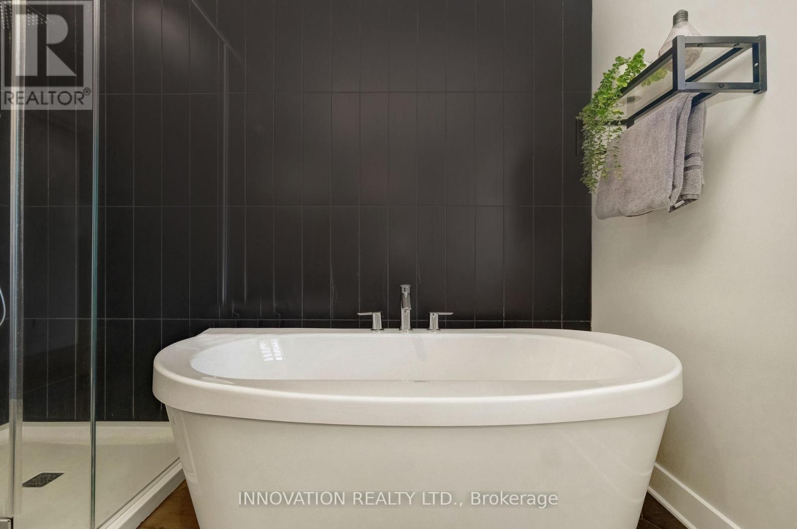 429 Fernside Street, Ottawa, Ontario  K2T 0L2 - Photo 41 - X12508204