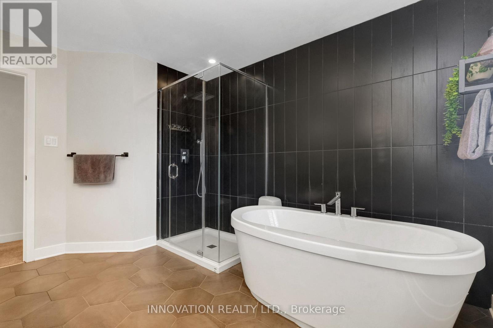 429 Fernside Street, Ottawa, Ontario  K2T 0L2 - Photo 43 - X12508204