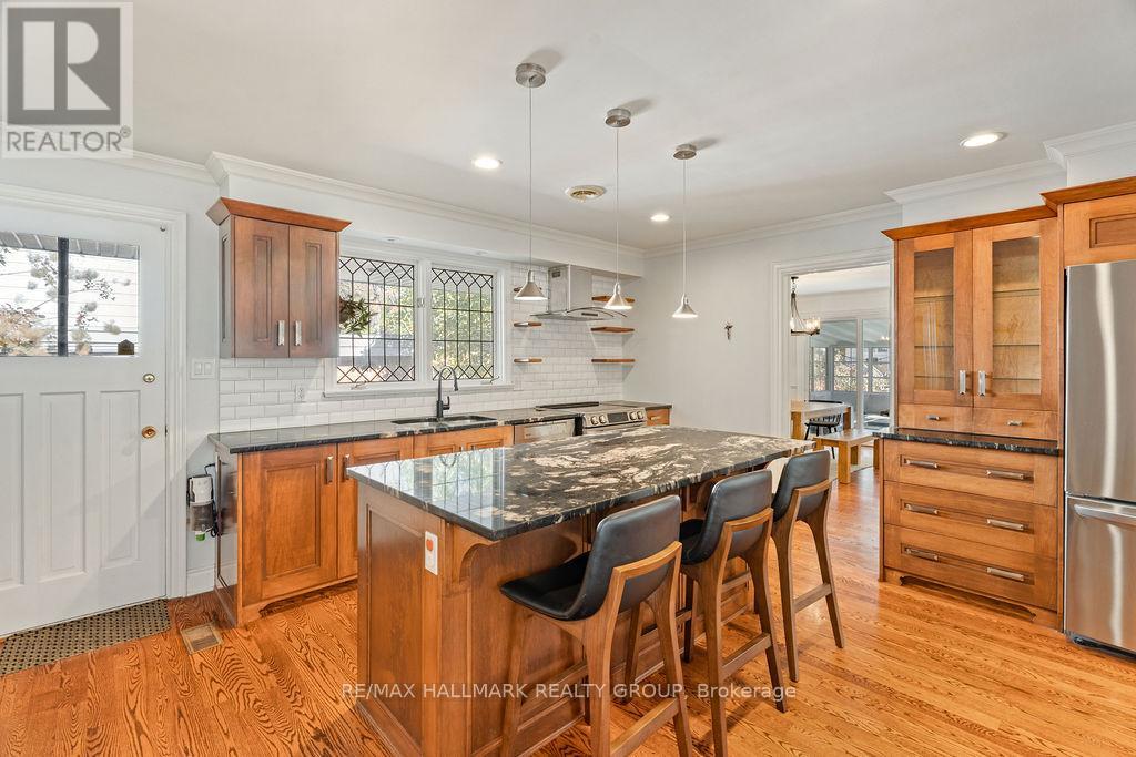 275 Crocus Avenue, Ottawa, Ontario  K1H 6C7 - Photo 18 - X12508216