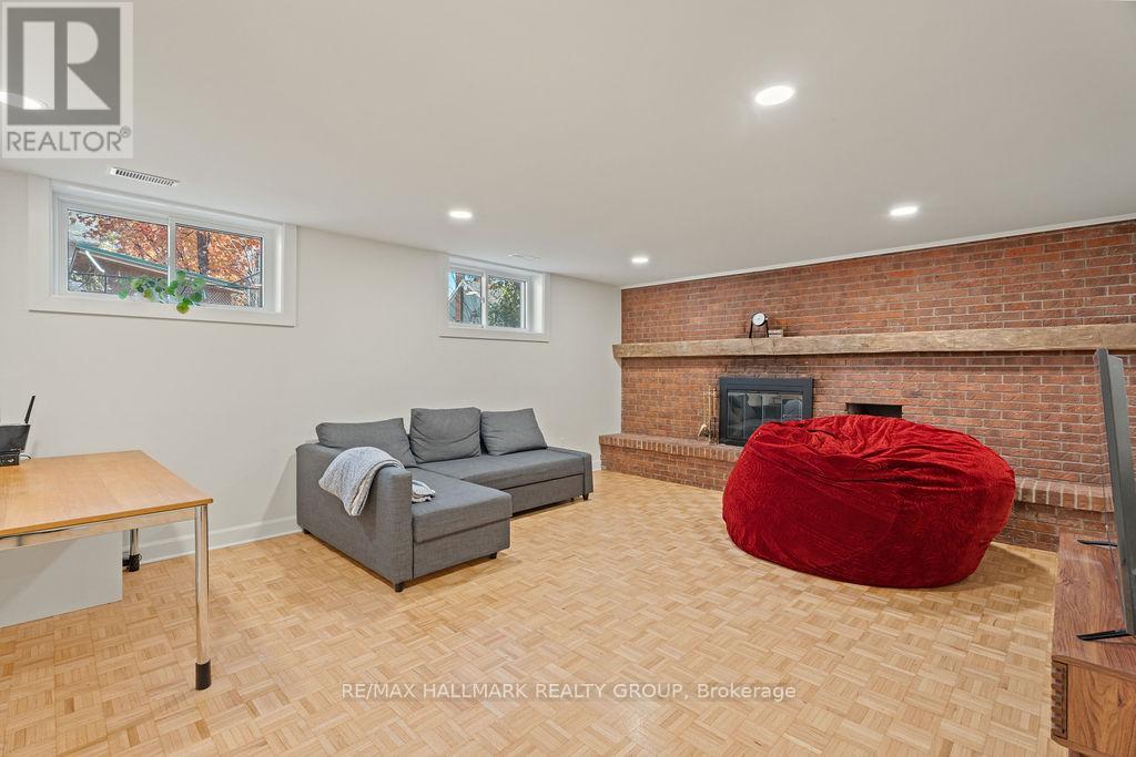 275 Crocus Avenue, Ottawa, Ontario  K1H 6C7 - Photo 34 - X12508216