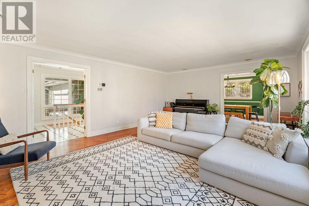 275 Crocus Avenue, Ottawa, Ontario  K1H 6C7 - Photo 9 - X12508216