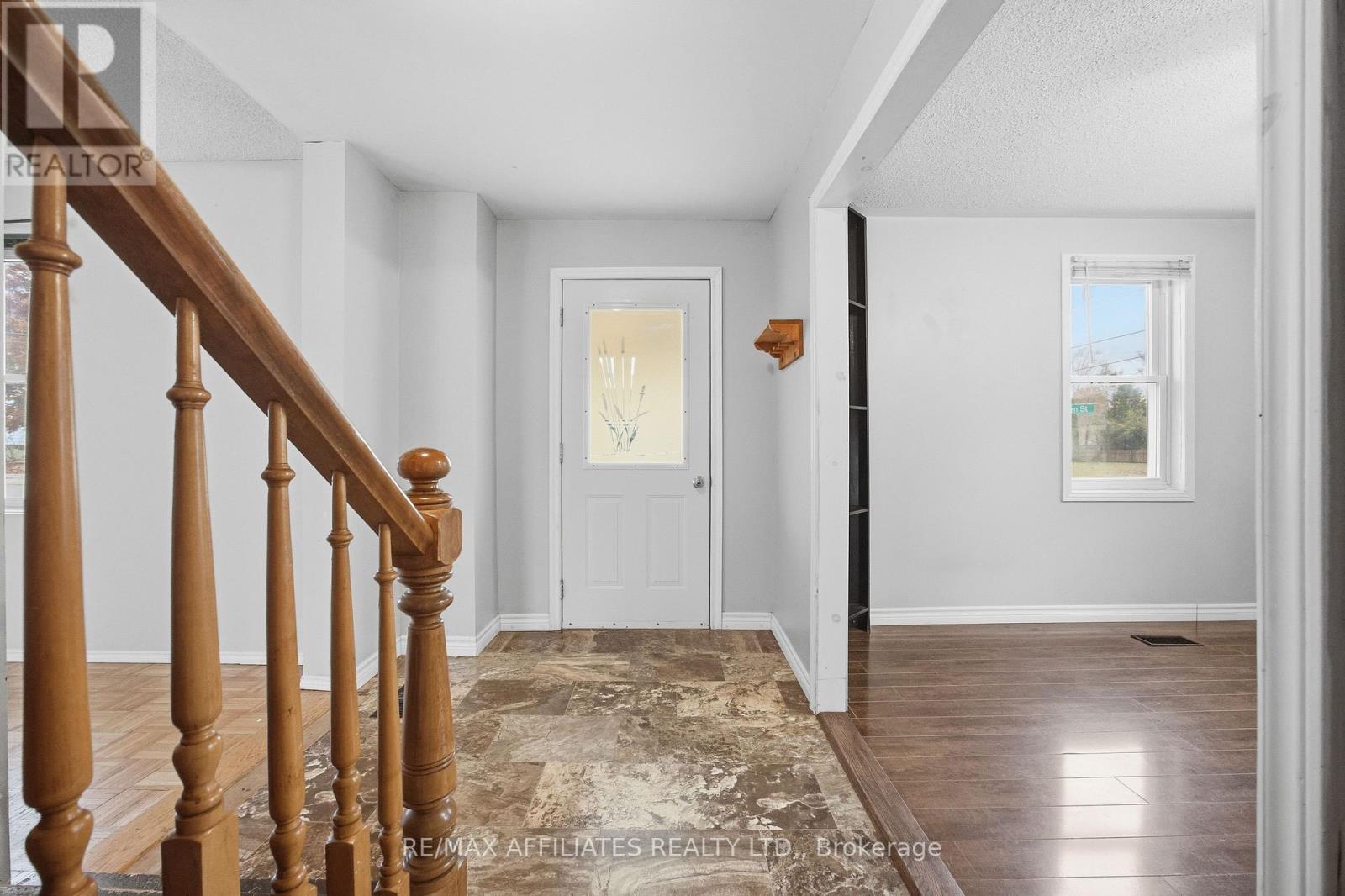 18 Cockburn Street, Perth, Ontario  K7H 2A9 - Photo 10 - X12508224