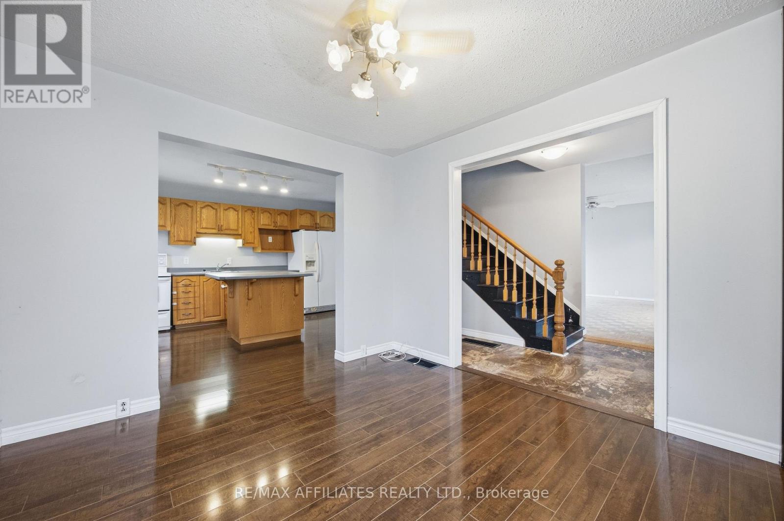 18 Cockburn Street, Perth, Ontario  K7H 2A9 - Photo 3 - X12508224