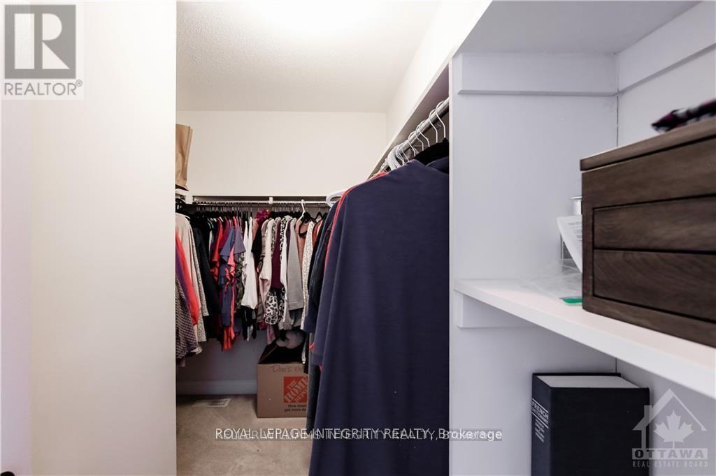 307 Meadowbreeze Drive, Ottawa, Ontario  K2M 0J7 - Photo 17 - X12508228