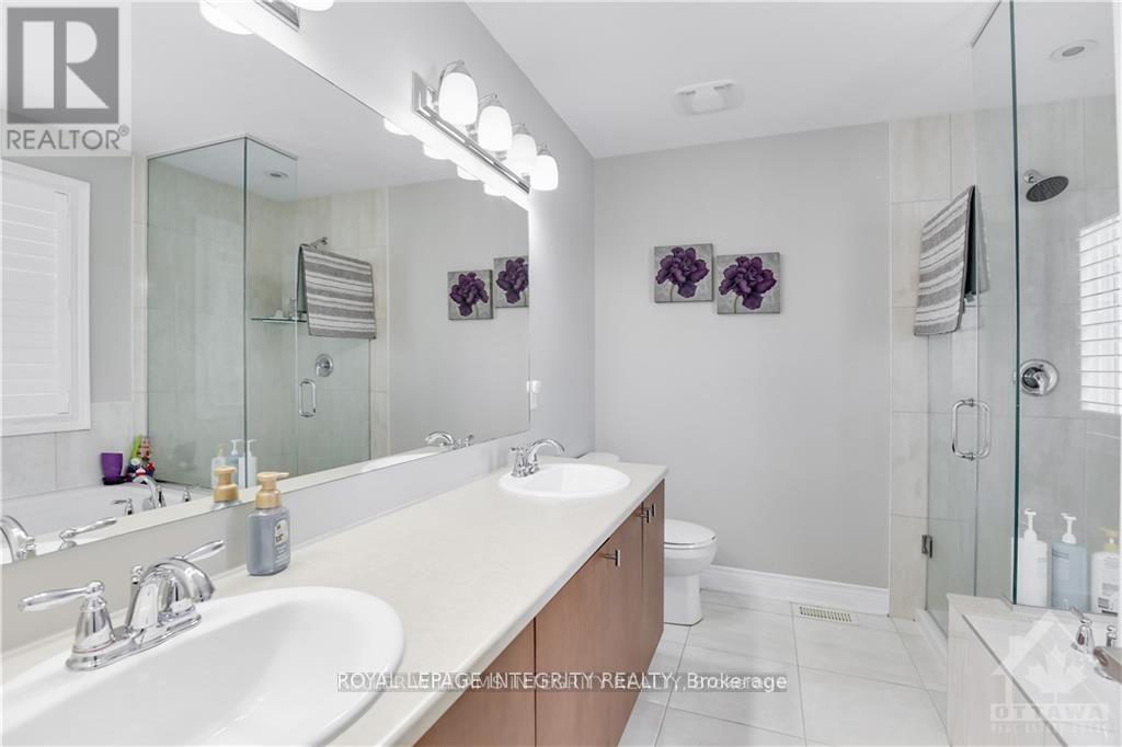307 Meadowbreeze Drive, Ottawa, Ontario  K2M 0J7 - Photo 18 - X12508228