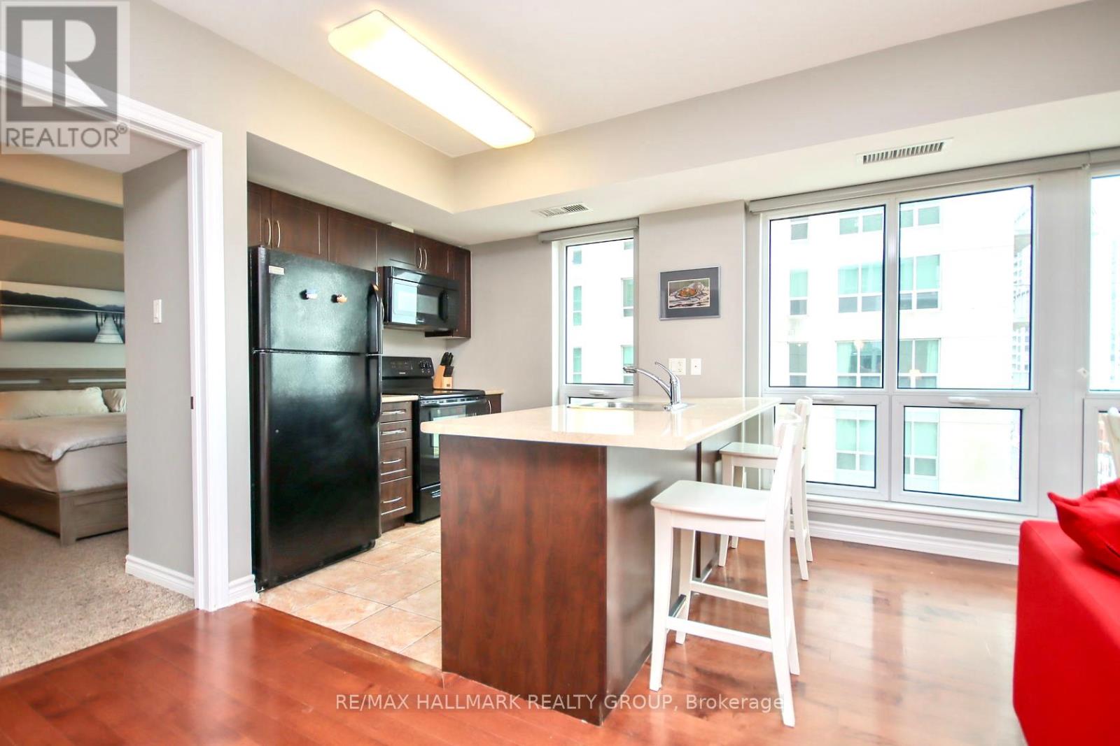 701 - 234 Rideau Street, Ottawa, Ontario  K1N 0A9 - Photo 10 - X12508252