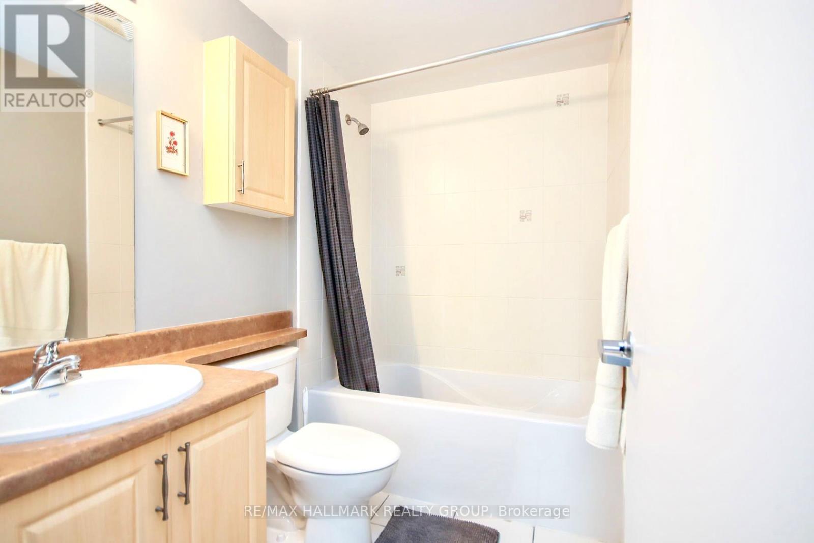 701 - 234 Rideau Street, Ottawa, Ontario  K1N 0A9 - Photo 18 - X12508252