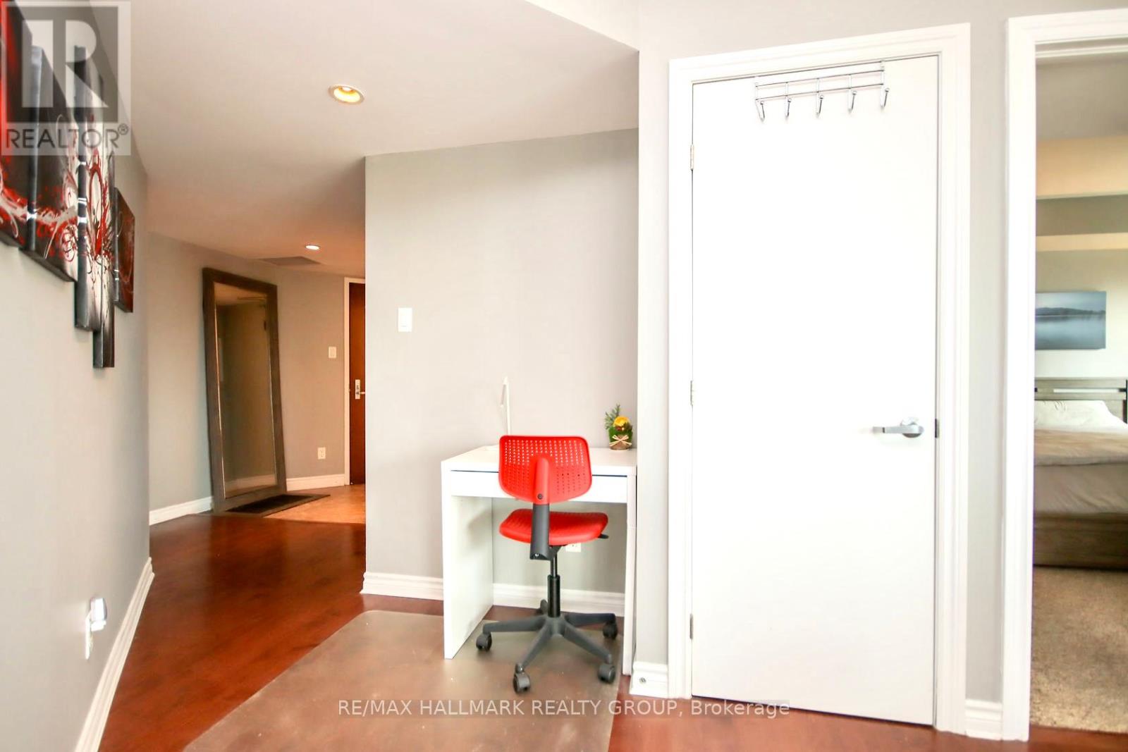 701 - 234 Rideau Street, Ottawa, Ontario  K1N 0A9 - Photo 5 - X12508252