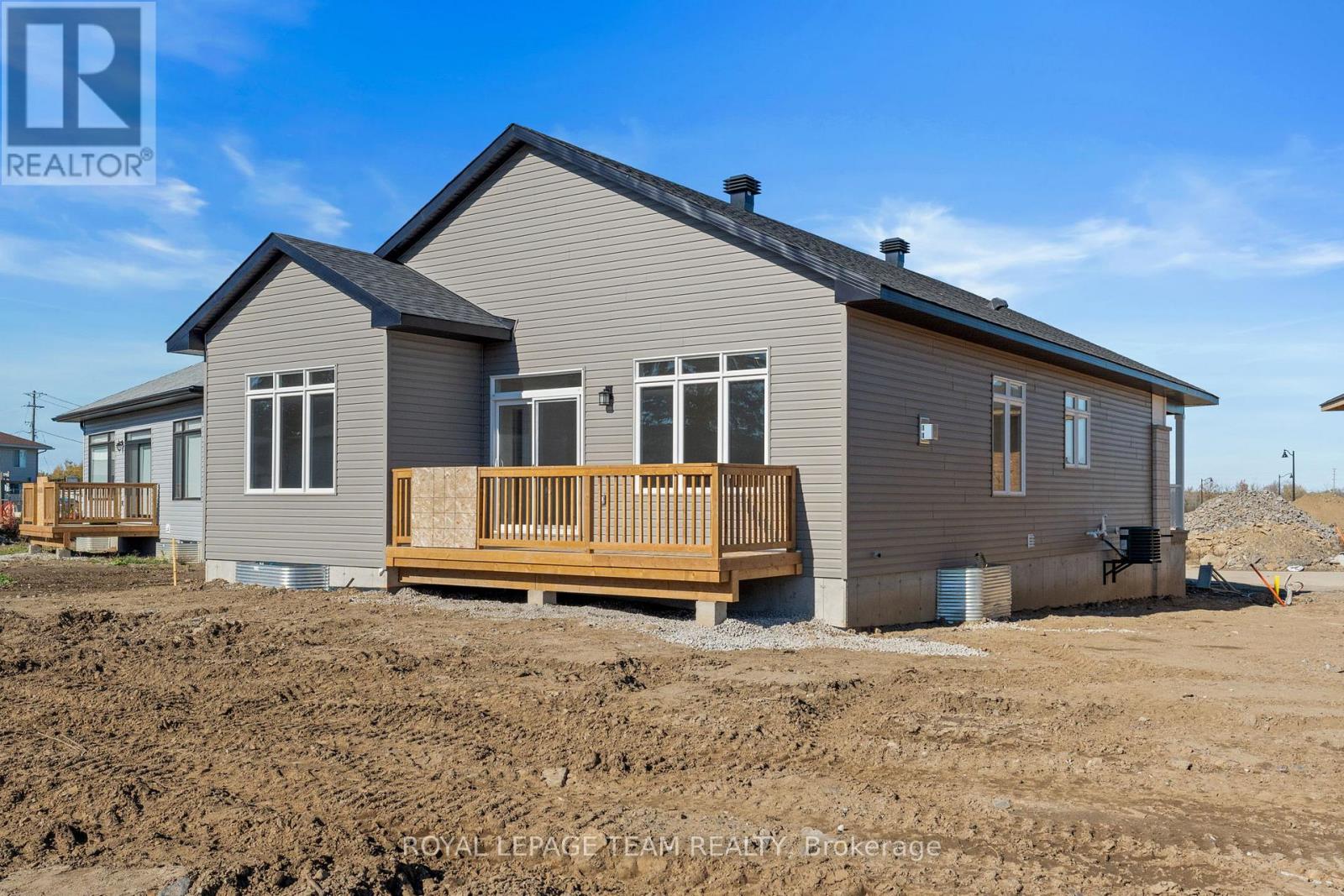 1054 Turner Drive, Brockville, Ontario  K6V 0G8 - Photo 38 - X12508286