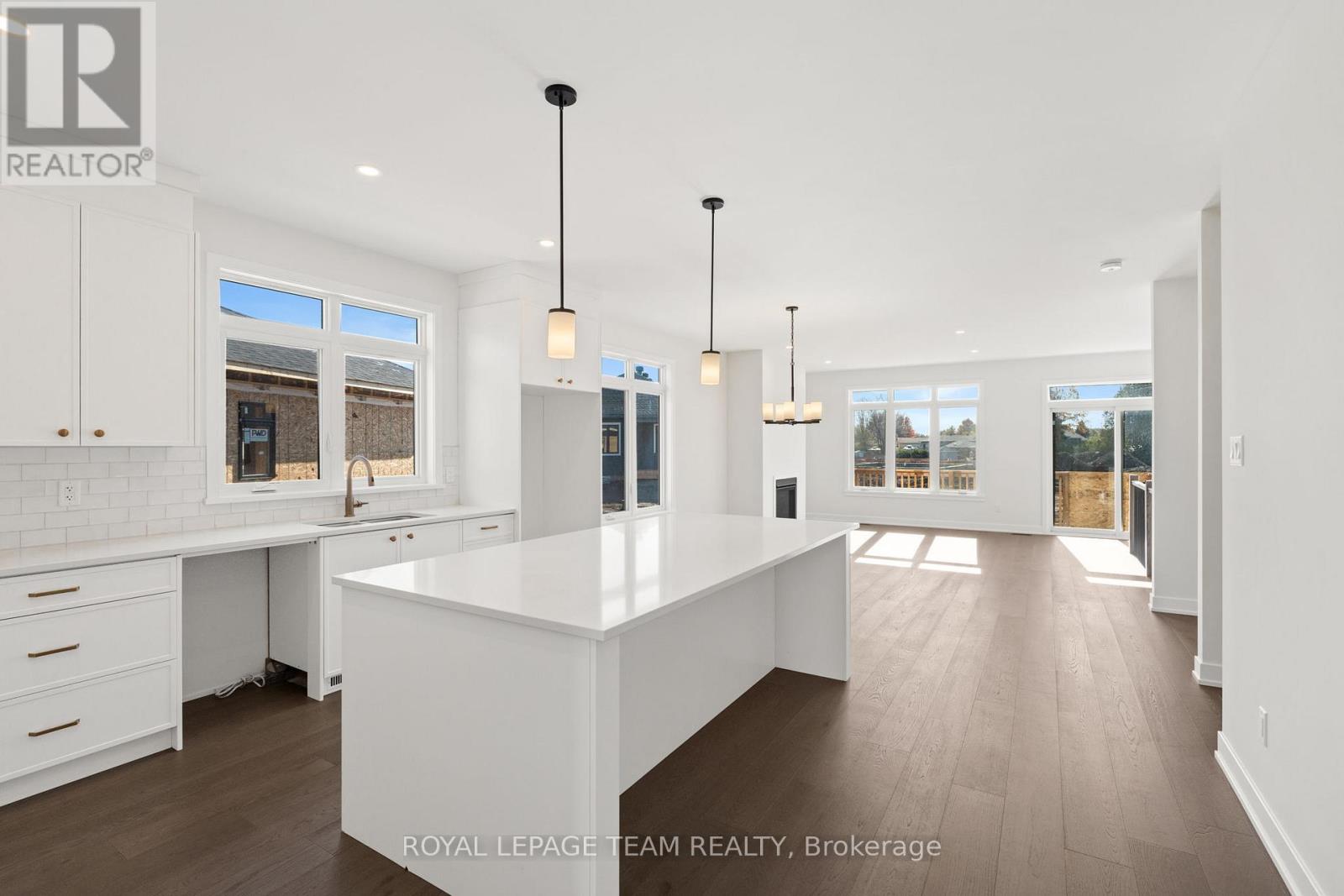 1054 Turner Drive, Brockville, Ontario  K6V 0G8 - Photo 7 - X12508286