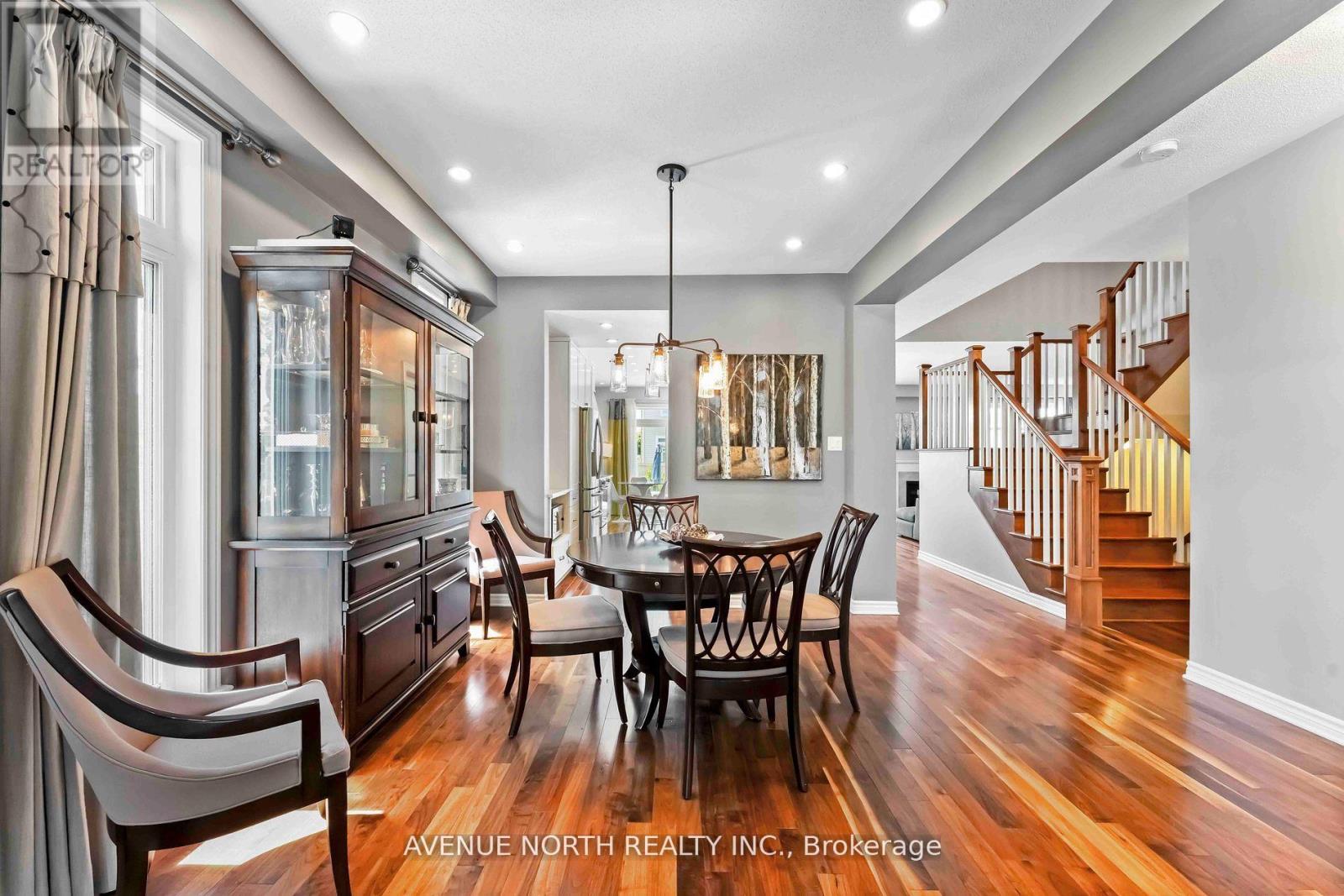 714 Bunchberry Way, Ottawa, Ontario  K1T 0J8 - Photo 8 - X12508330