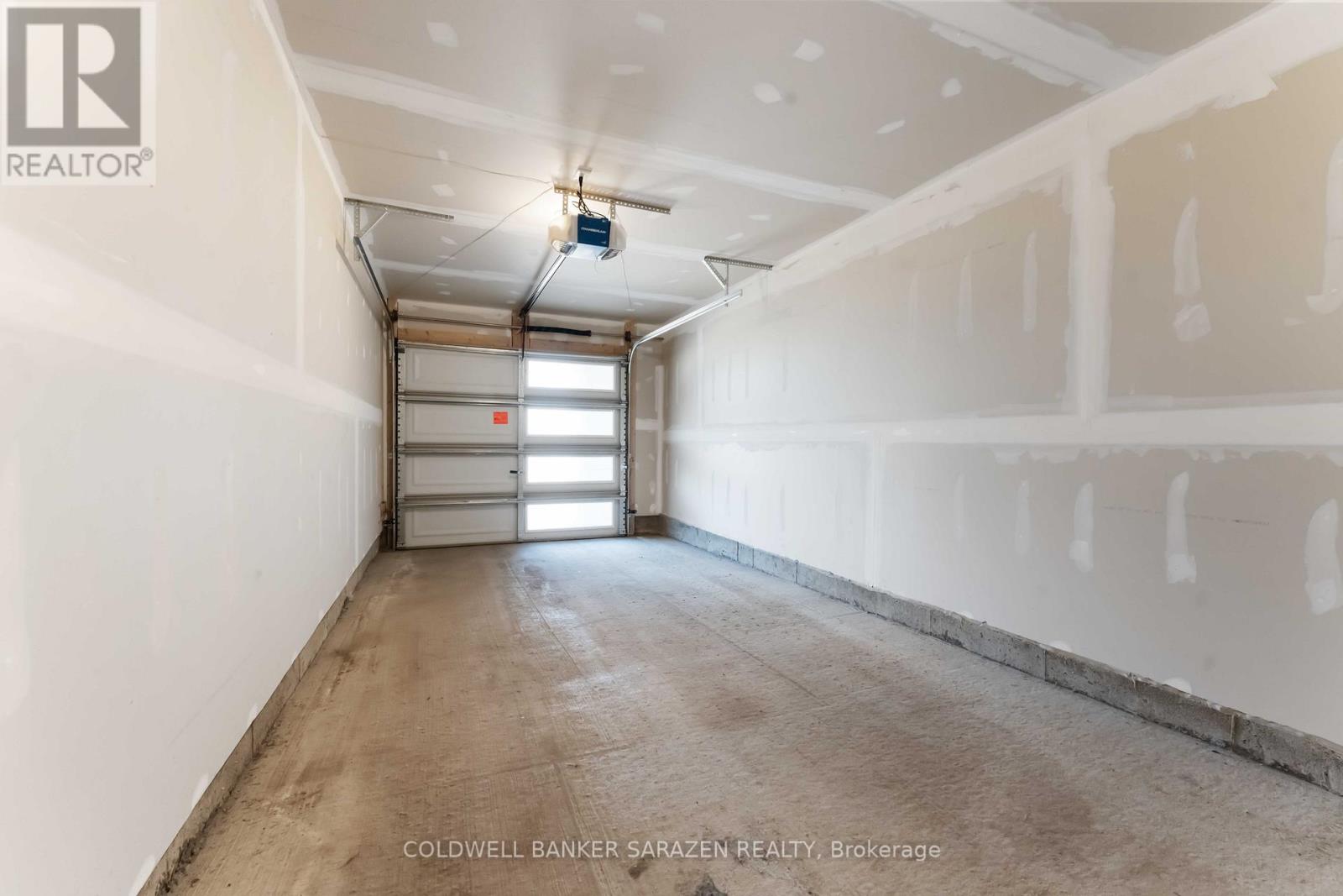 229 Squadron Crescent, Ottawa, Ontario  K1K 5A4 - Photo 24 - X12508368