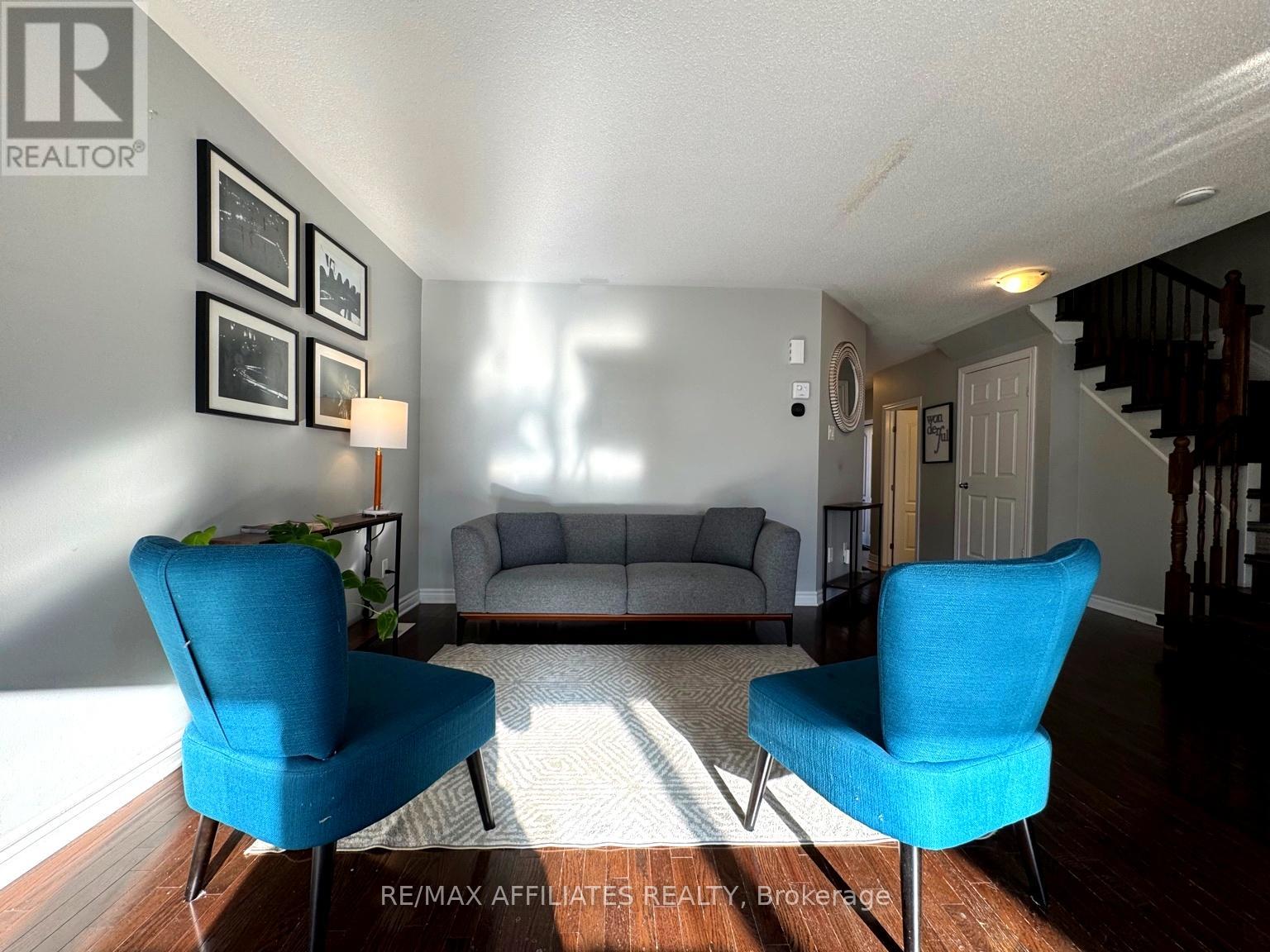 673 White Alder Avenue, Ottawa, Ontario  K1T 0E7 - Photo 13 - X12508380