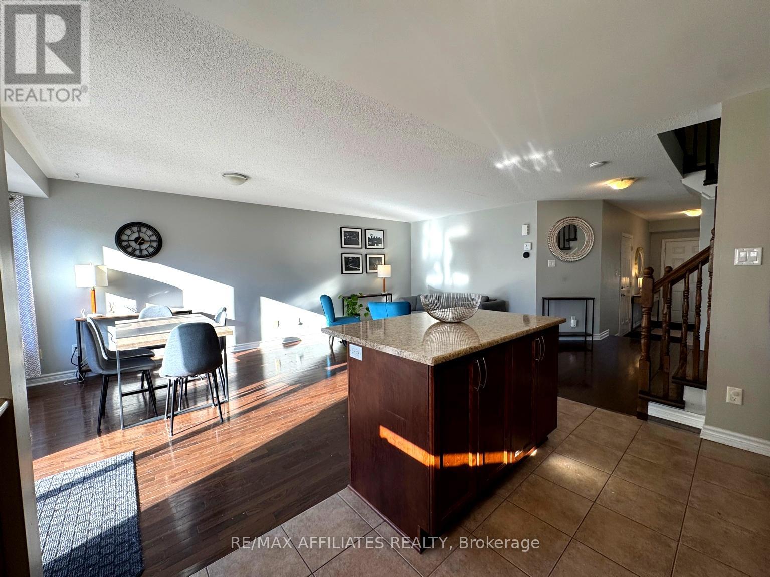 673 White Alder Avenue, Ottawa, Ontario  K1T 0E7 - Photo 16 - X12508380