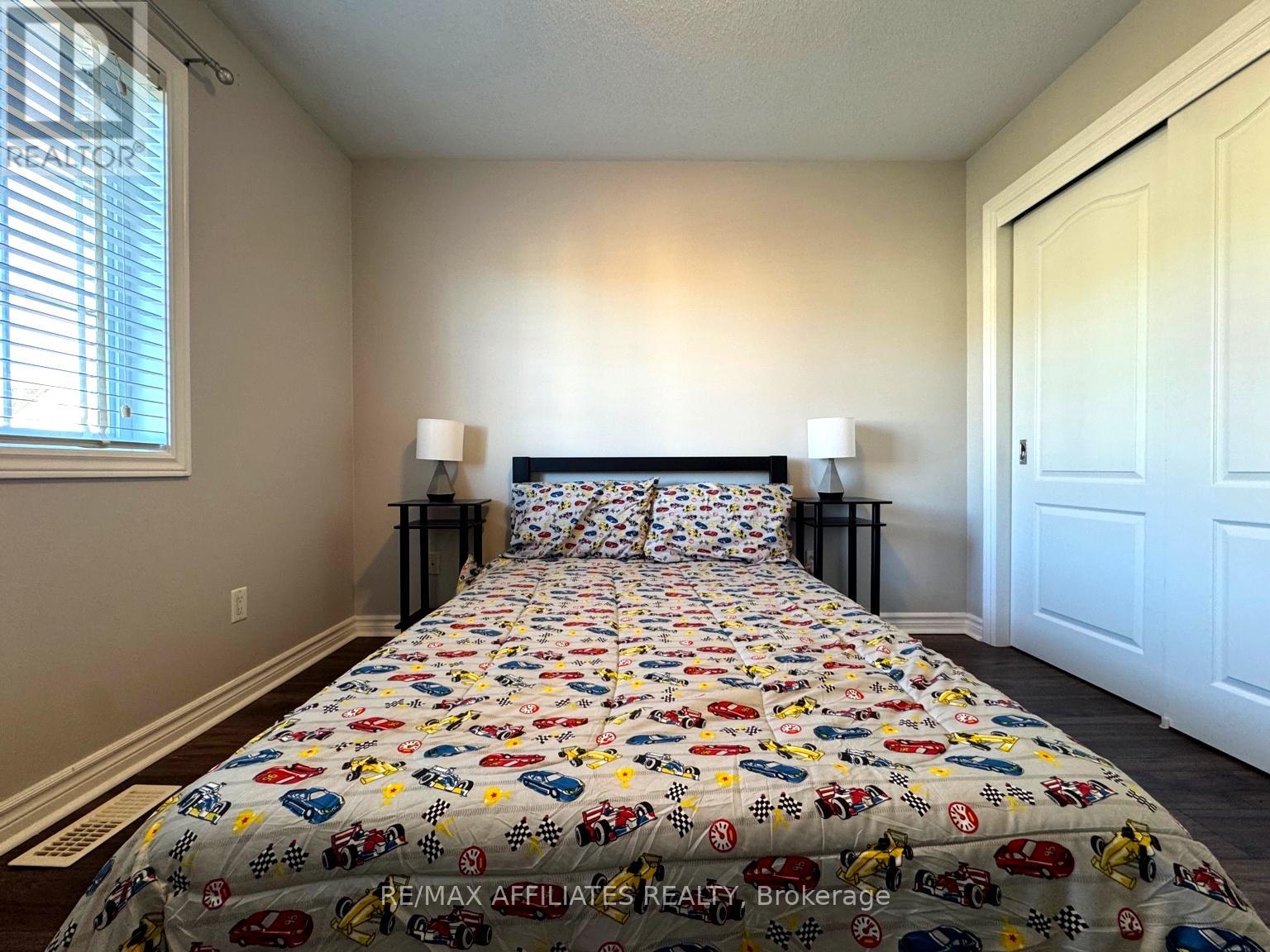 673 White Alder Avenue, Ottawa, Ontario  K1T 0E7 - Photo 32 - X12508380