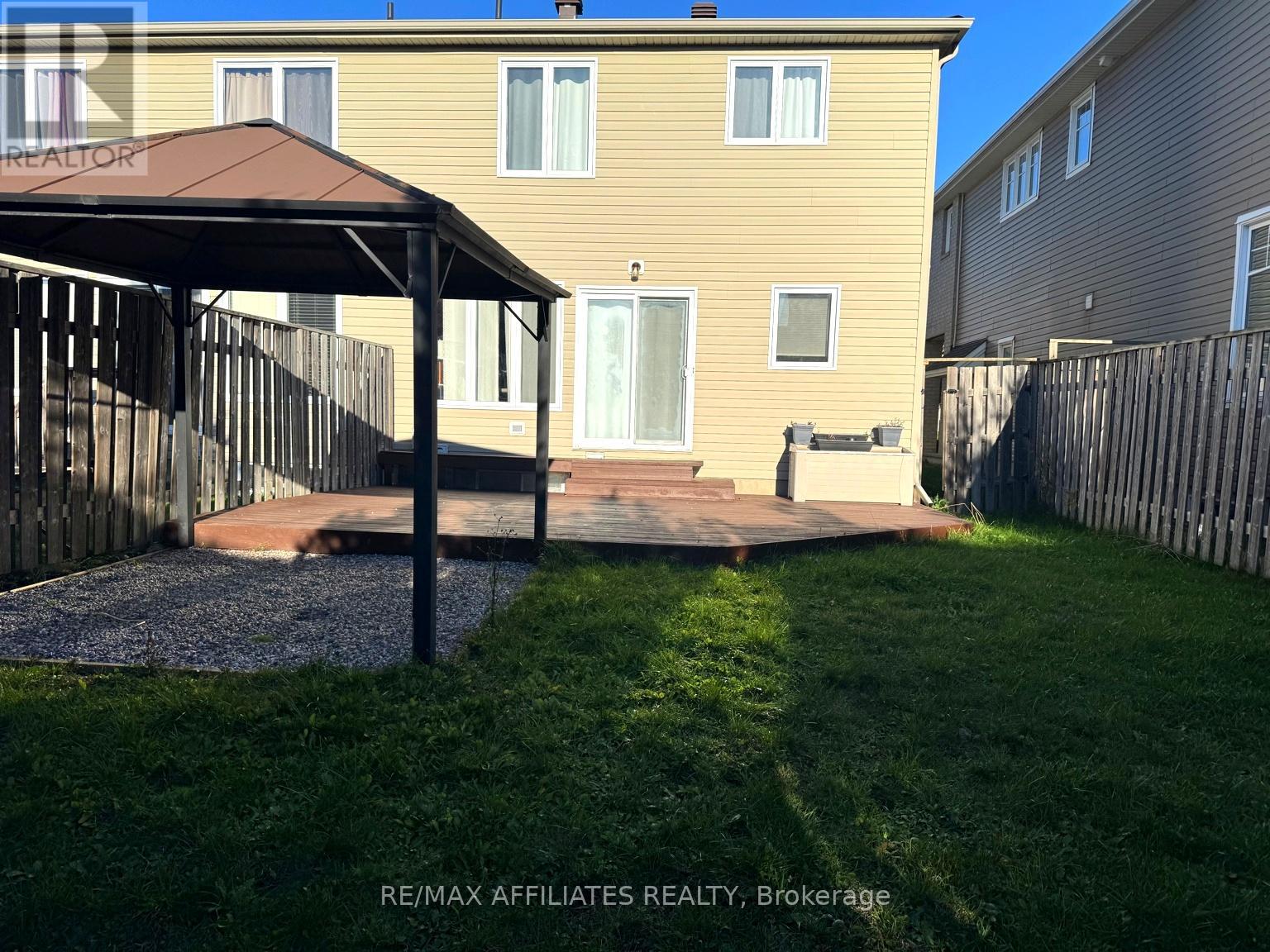673 White Alder Avenue, Ottawa, Ontario  K1T 0E7 - Photo 37 - X12508380