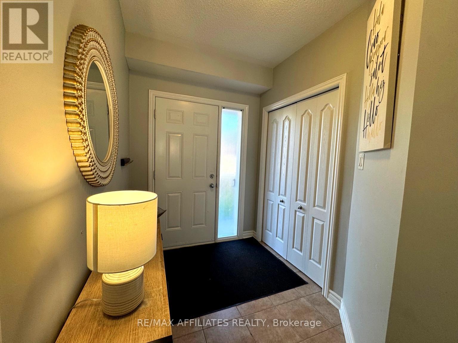 673 White Alder Avenue, Ottawa, Ontario  K1T 0E7 - Photo 4 - X12508380