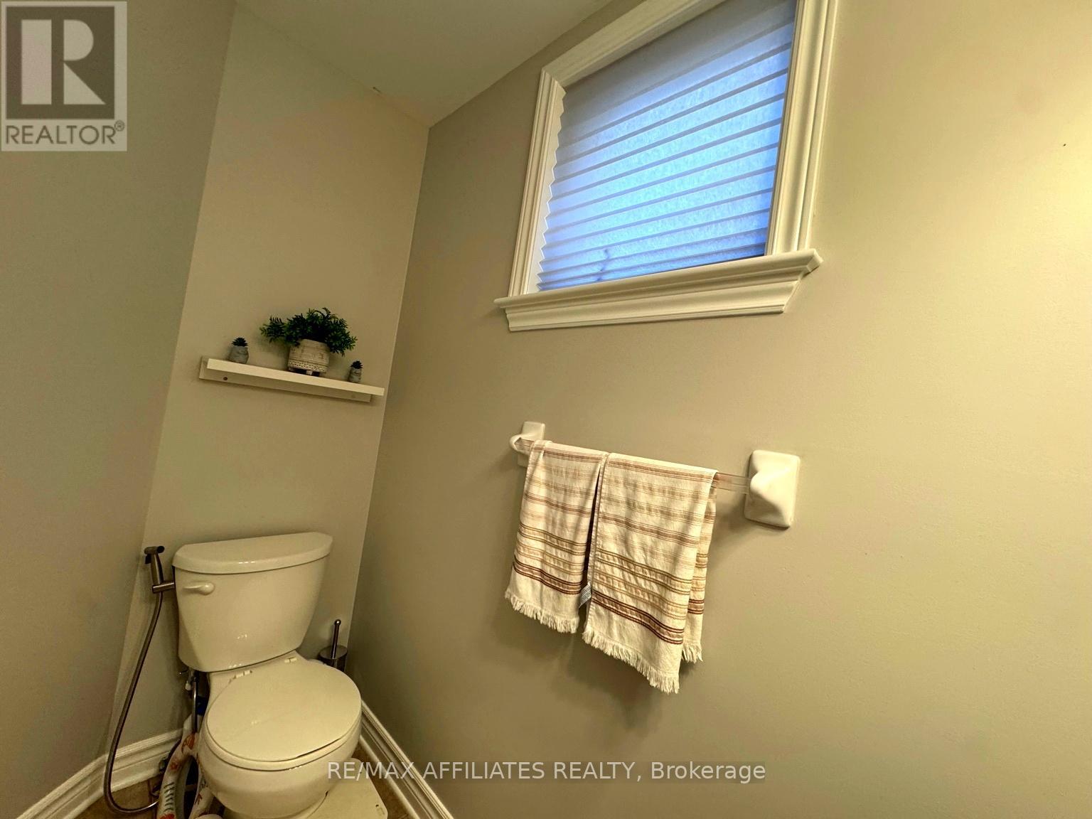 673 White Alder Avenue, Ottawa, Ontario  K1T 0E7 - Photo 7 - X12508380