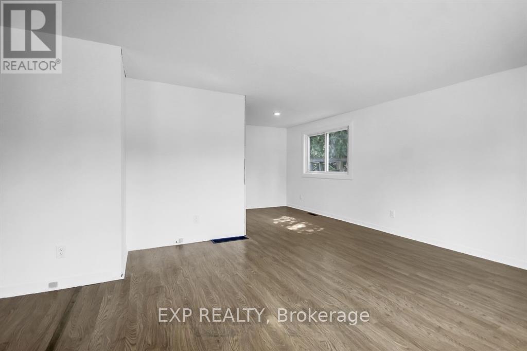 14 Lazy Nol Court, Ottawa, Ontario K2S 1T5 - Photo 6 - X12508400