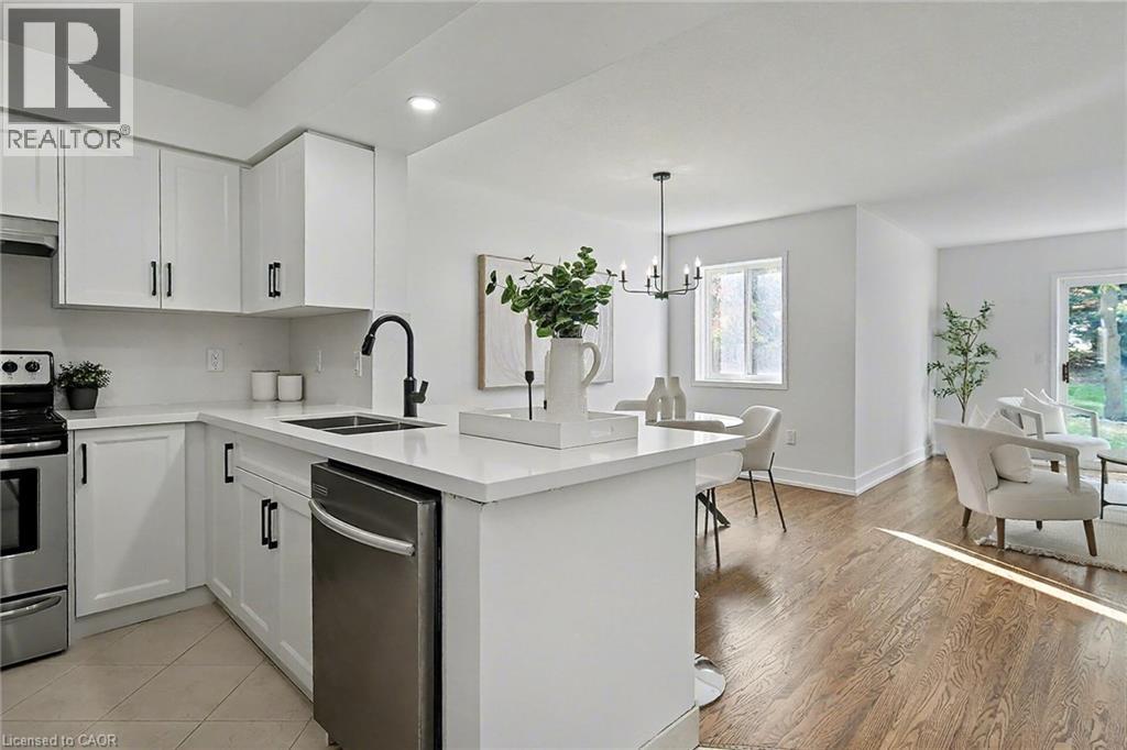 519 Mariner Drive, Waterloo, Ontario  N2K 3Y8 - Photo 9 - 40785547