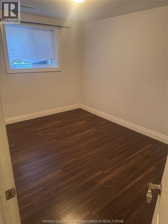 1237 Eastlawn Unit# Lower, Windsor, Ontario N8S 0A7 - Photo 5 - 25027988