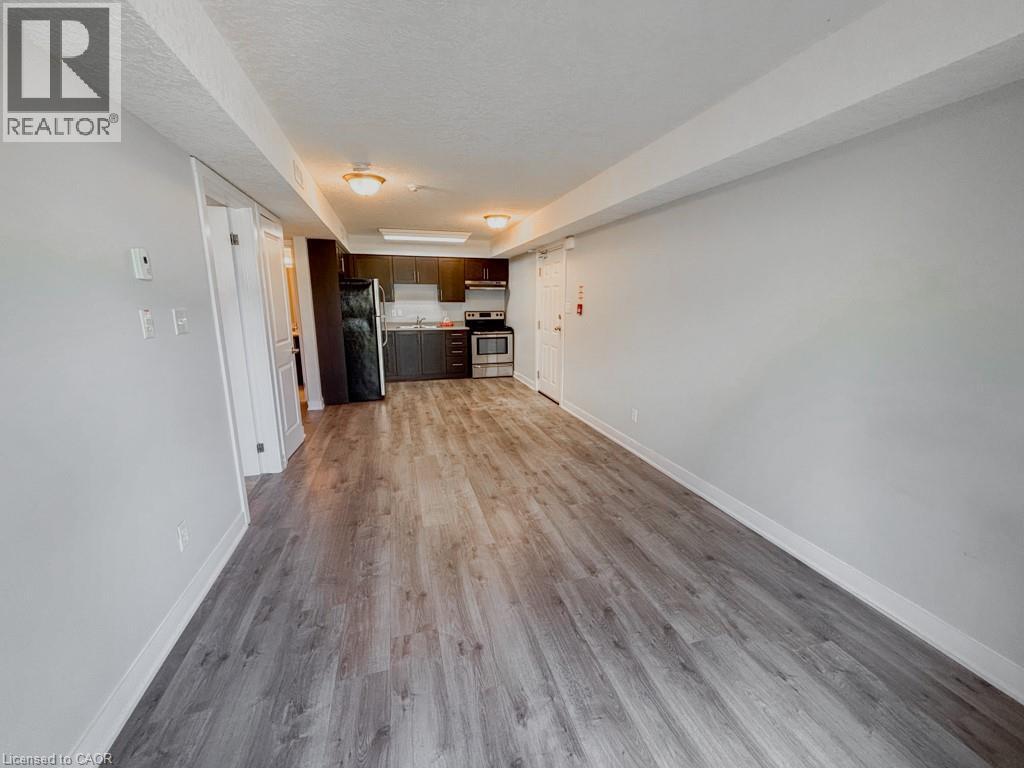 185 Windale Crescent Unit# 11b, Kitchener, Ontario  N2E 0G3 - Photo 4 - 40746666