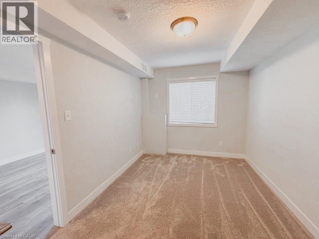 185 Windale Crescent Unit# 11b, Kitchener, Ontario  N2E 0G3 - Photo 6 - 40746666