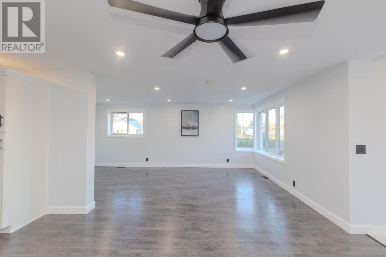 695 Korah Rd, Sault Ste. Marie, Ontario P6A 5W6 - Photo 17 - SM252832